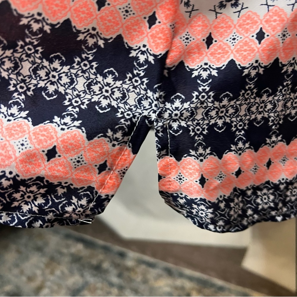 Sweet Rain Patterned Blouse - Picture 5 of 7